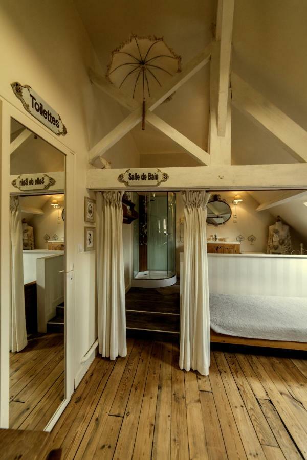 Aux Petits Bonheurs Hotel La Gorgue Ngoại thất bức ảnh