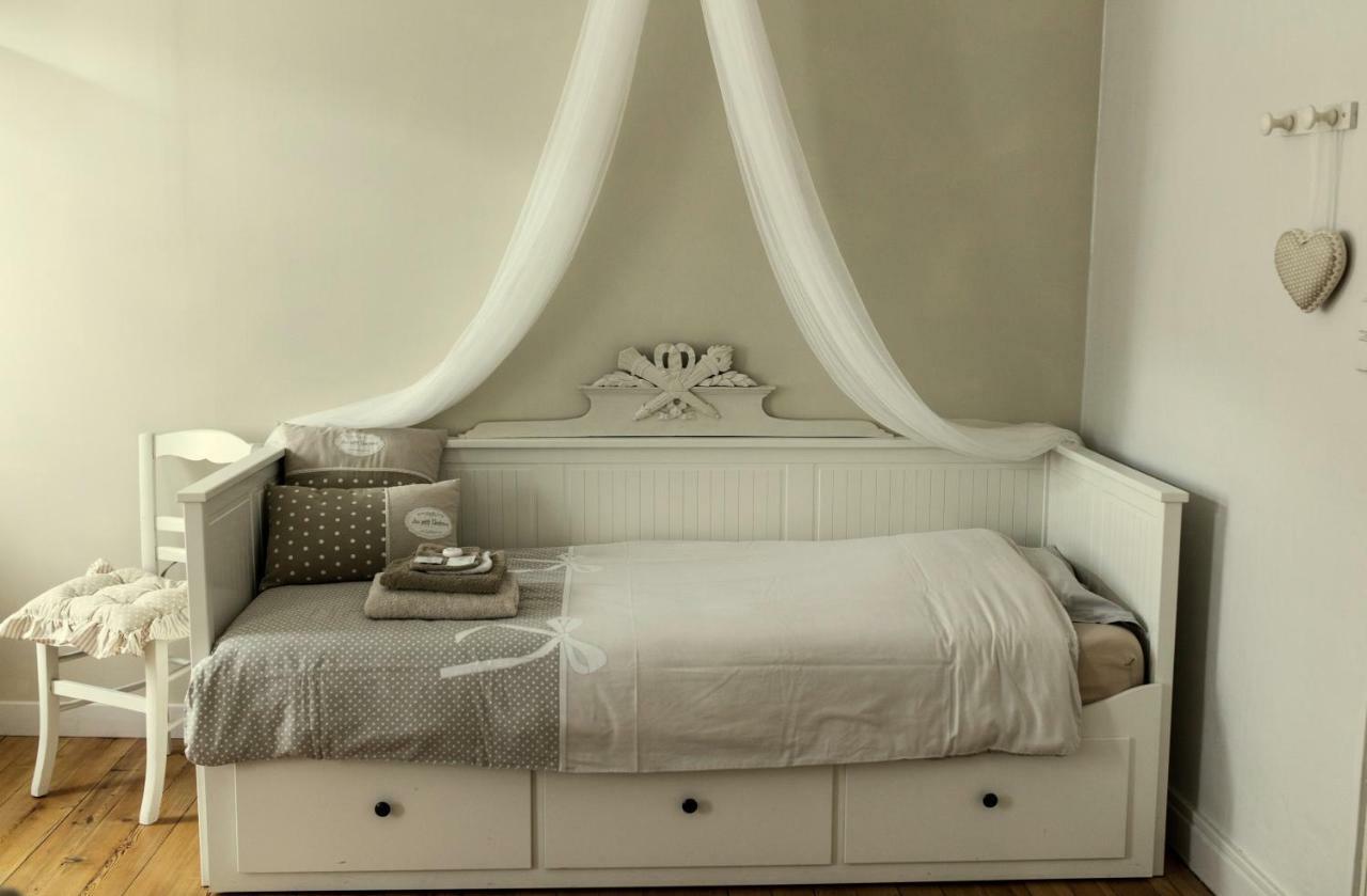 Aux Petits Bonheurs Hotel La Gorgue Ngoại thất bức ảnh