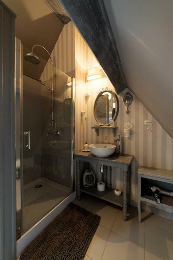 Aux Petits Bonheurs Hotel La Gorgue Ngoại thất bức ảnh